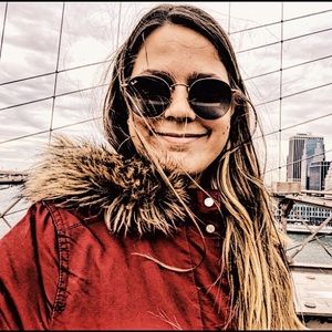 Meet your Posher, Alessia